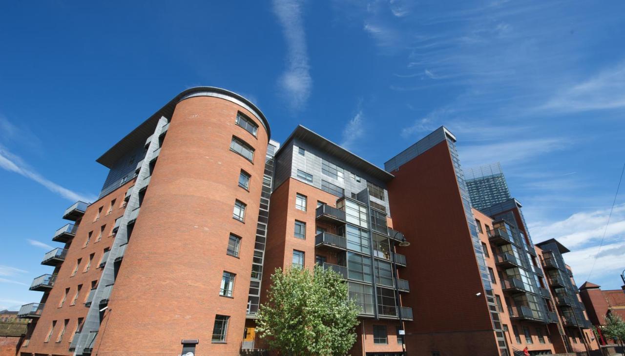 Stay Deansgate Apartments for 14 nights plus - B&B