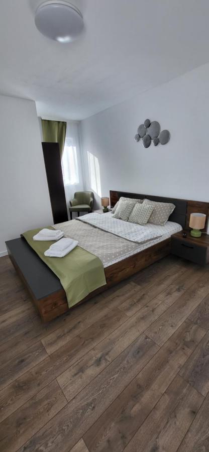 Huesca House - B&B Turda