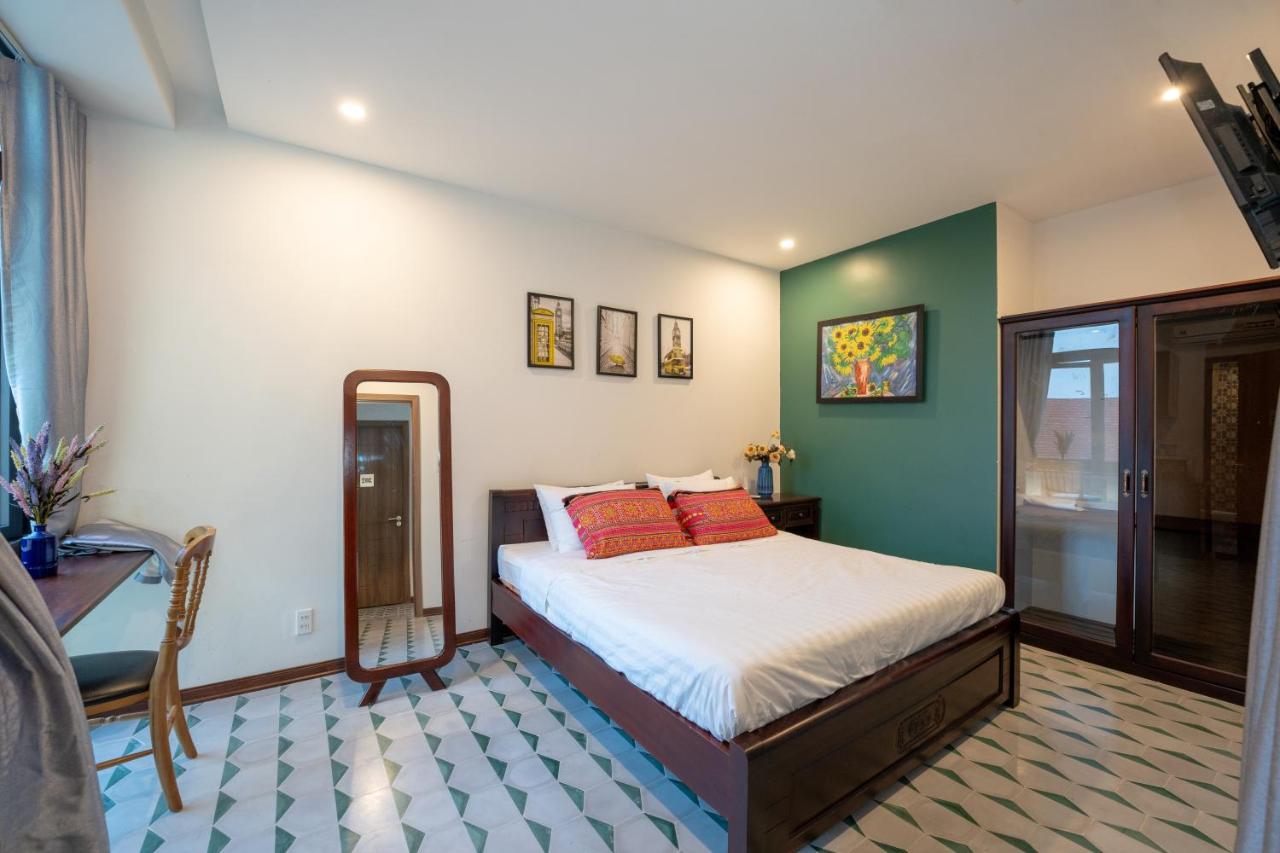 Double Room with Pool View