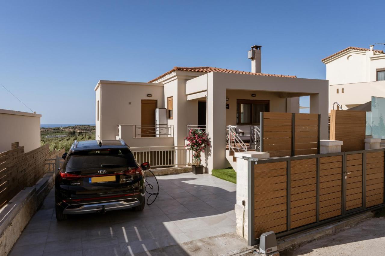 Villa Ismini Modern Retreat Near Rethymno - Ferienwohnung Ágios Dimítrios