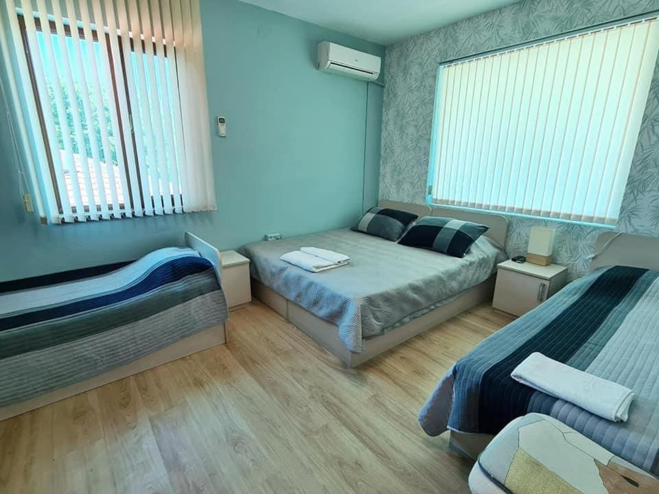 Double Room with Balcony (3 Adults)