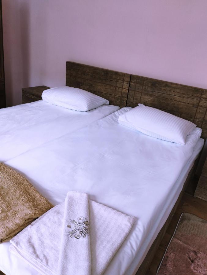 Appartamento con 3 Camere da Letto