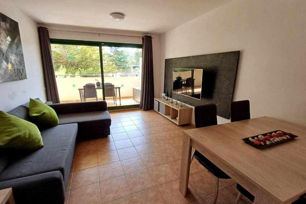 Luminoso apartamento en la costa - B&B Salou