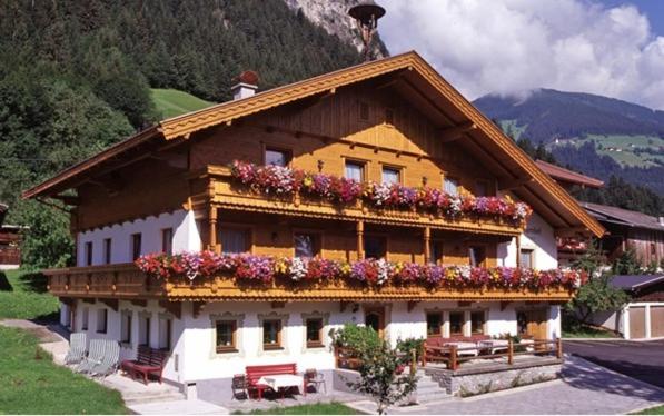 B&B Mayrhofen - Walchenhof - Bed and Breakfast Mayrhofen