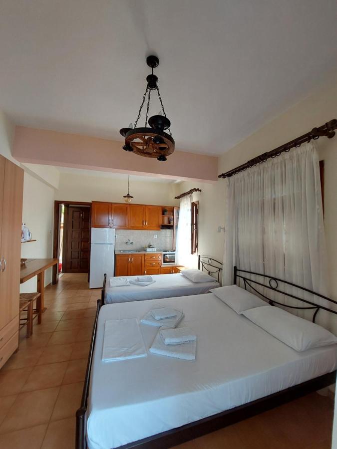 Studio with Sea View (3 Adults)