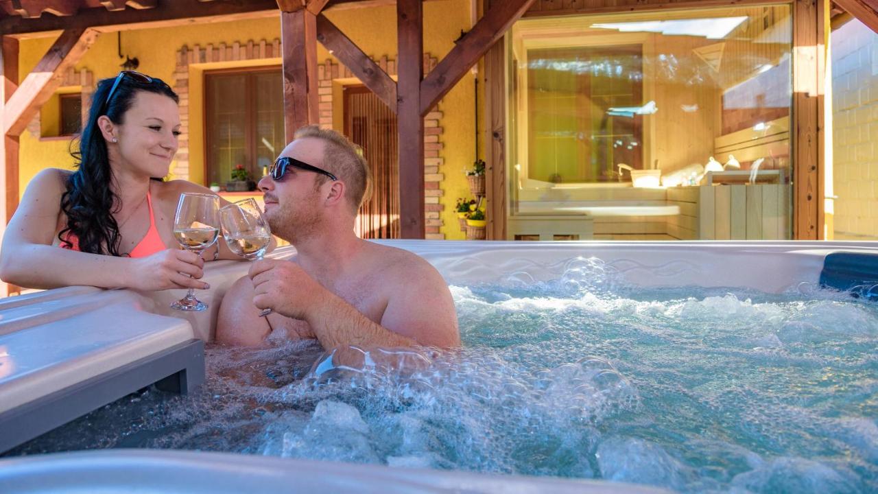 Etelka Vendégház Mórahalom - B&B Mórahalom