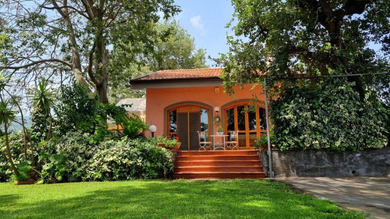 B&B Santa Venerina - Villa Angelino Etna - Bed and Breakfast Santa Venerina