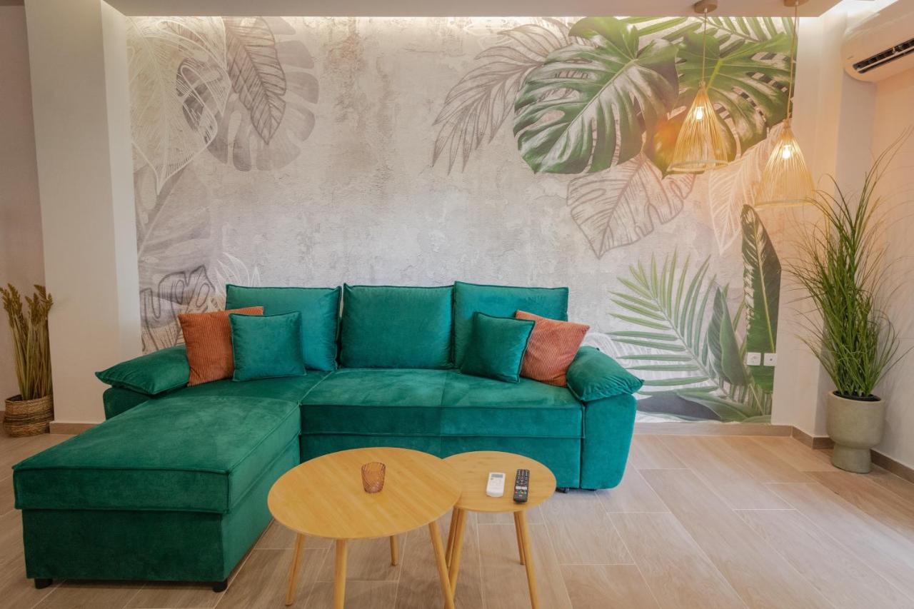 Vallia Suites-Green Luxury Suite A3 - Bed and Breakfast