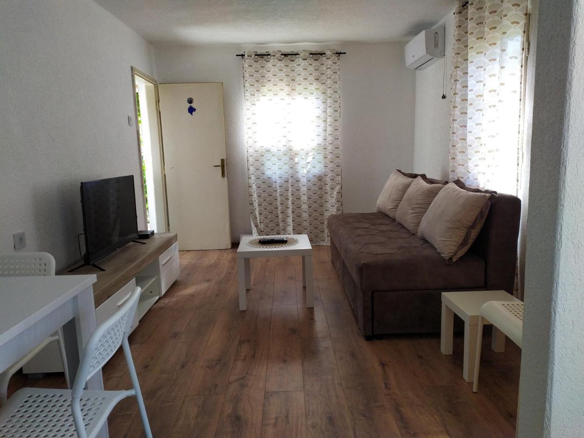 B&B Petrovac na Moru - Olive House - Bed and Breakfast Petrovac na Moru