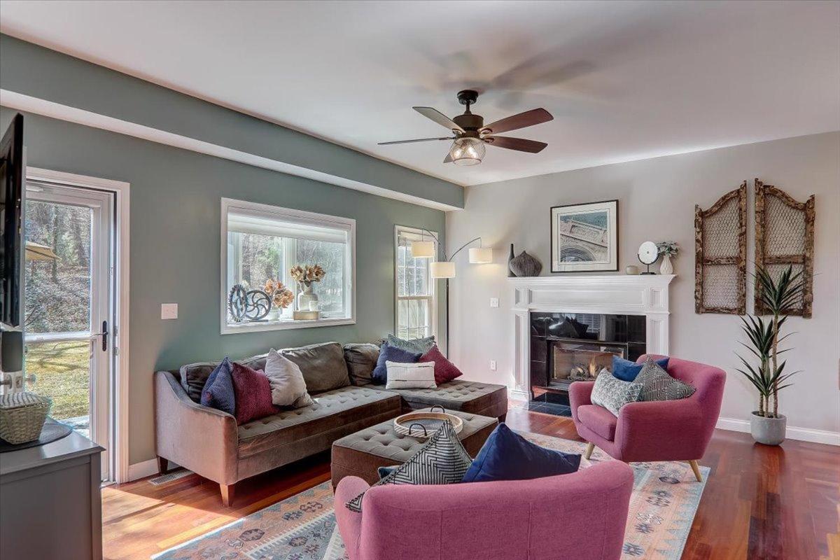 East Asheville Family Getaway - Bed and Breakfast