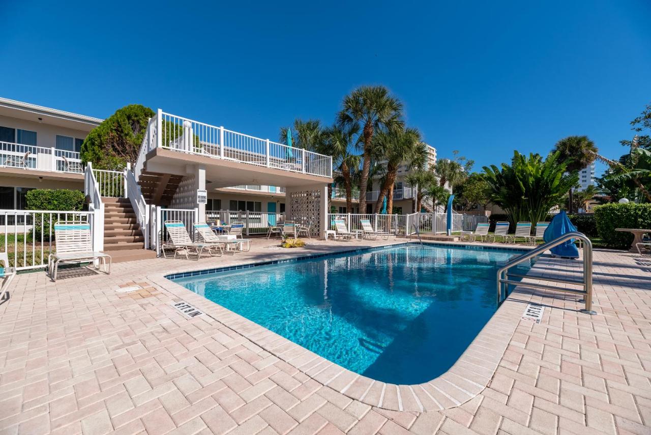 The Floranada Condo at Pompano Beach 9 - B&B