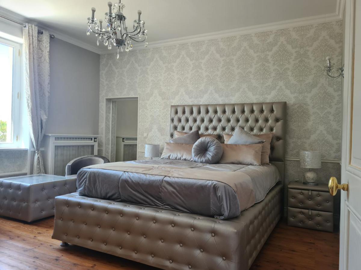 Chambre Double - Vue sur Piscine