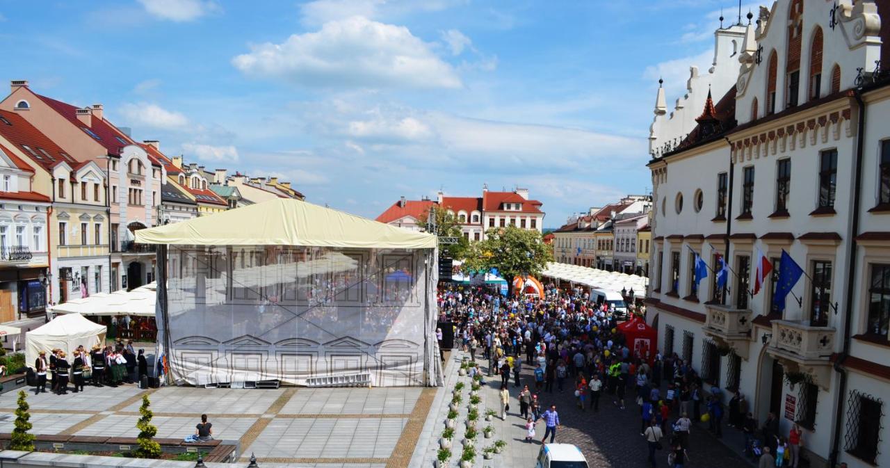Trend Apartments Old Market Rynek Rzeszów 84m2! - Chambres d'hôtes Rzeszów