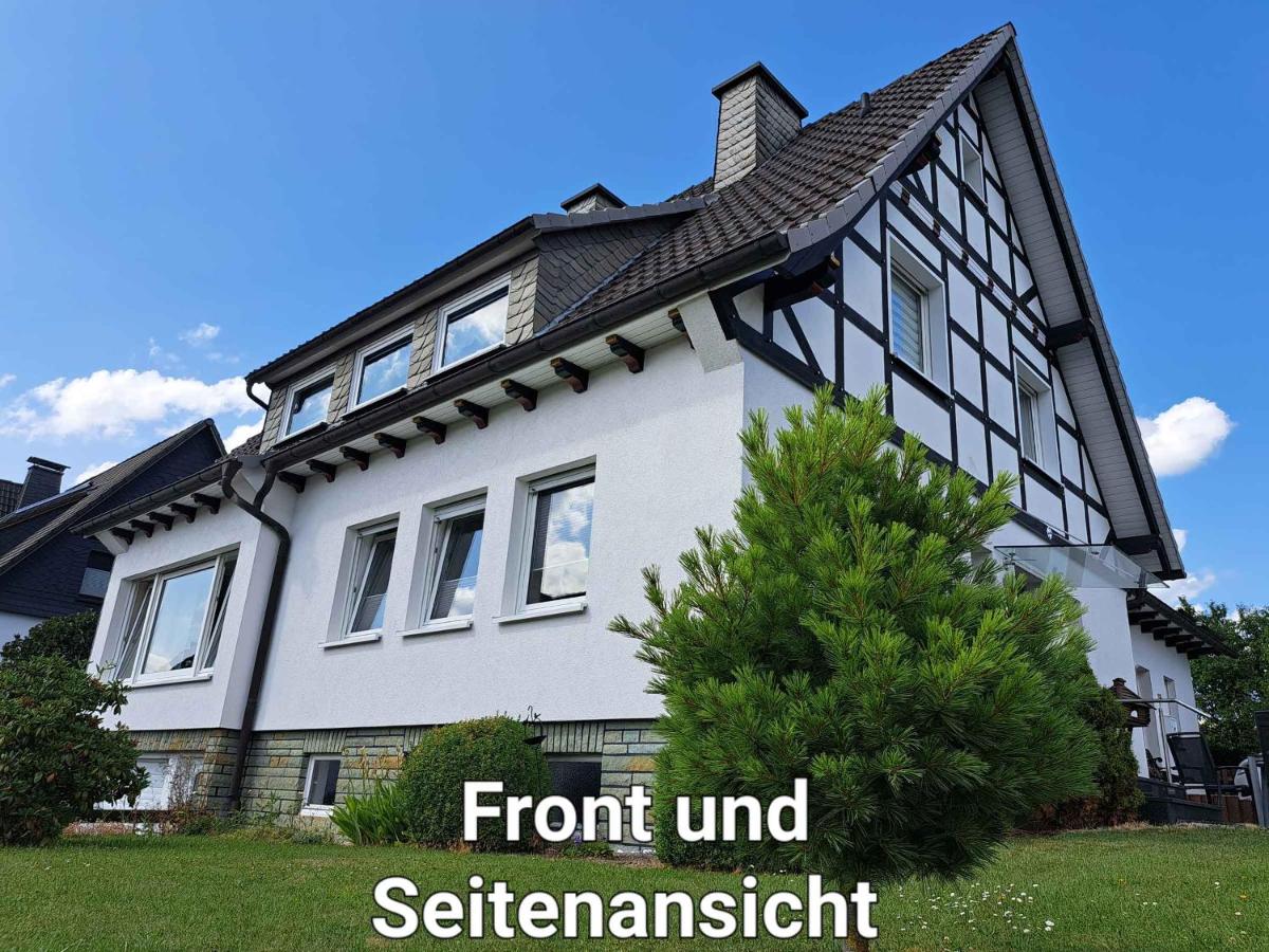 B&B Schmallenberg - Ferienwohnung Blumenau - Bed and Breakfast Schmallenberg