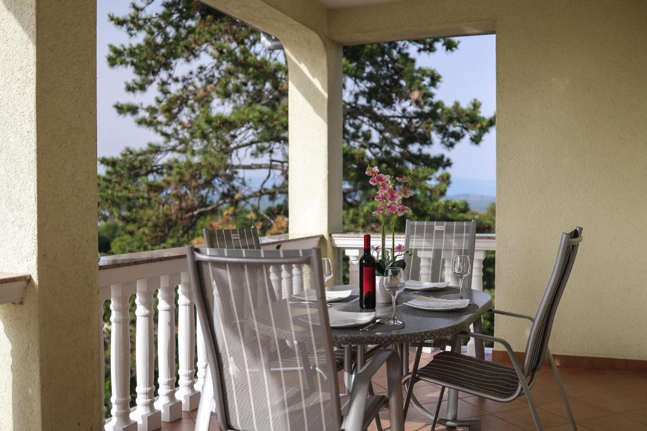 Apartmani Alma - B&B Vrh
