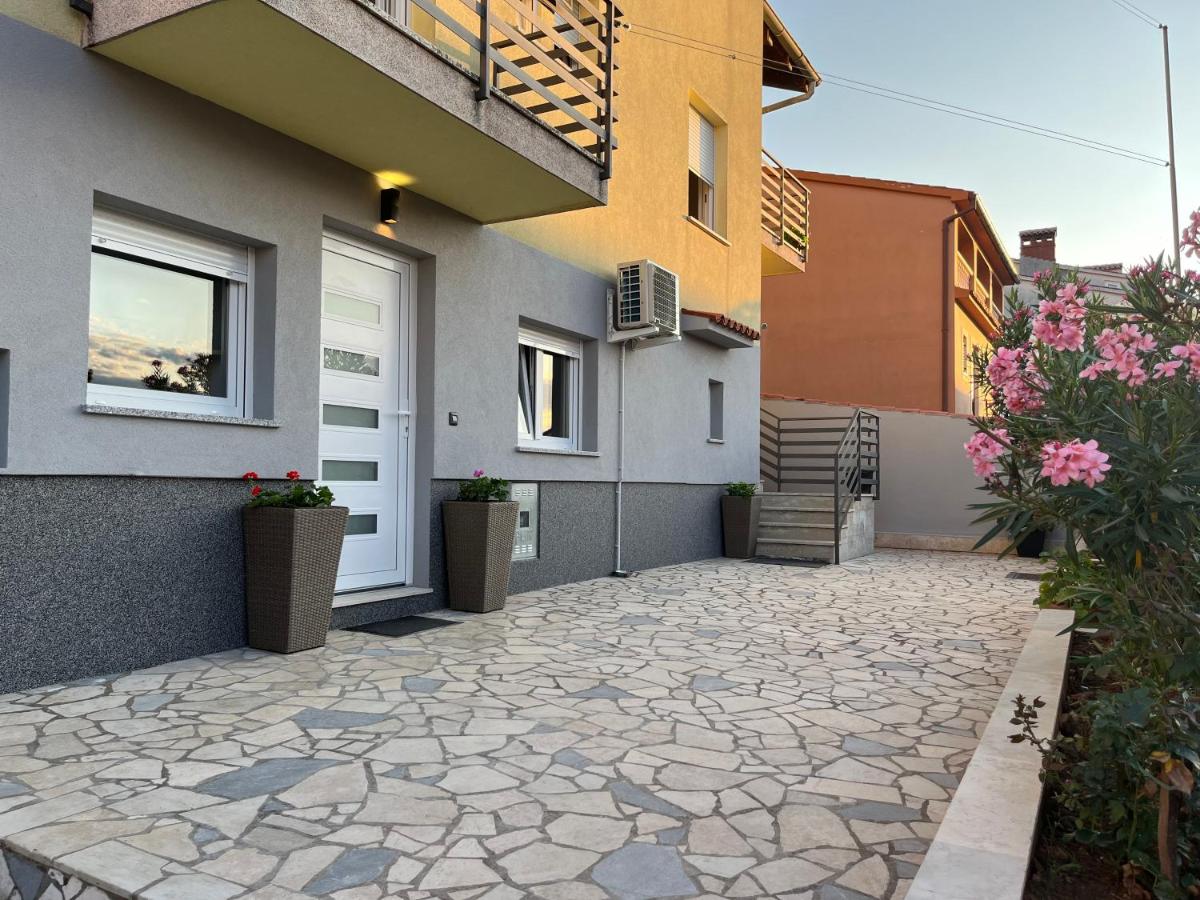 Apartment A & N with FREE private parking - B&B