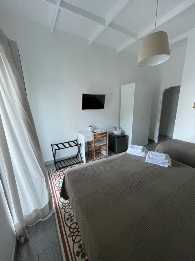 Doppel-/Zweibettzimmer mit Zustellbett