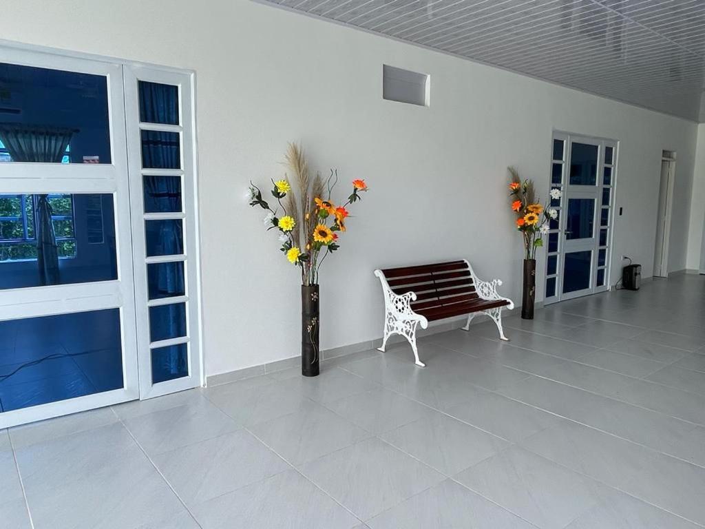 Casa bella de campo Wifi billar piscina bolirana !privado! - Bed and Breakfast