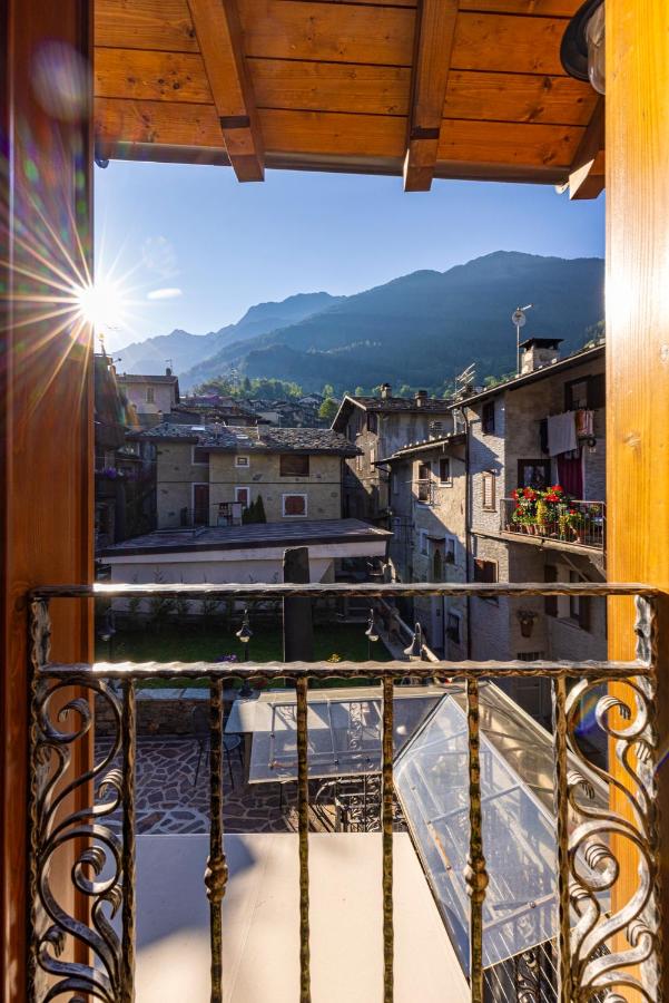 Camera Matrimoniale/Doppia con Letti Singoli con Bagno Privato