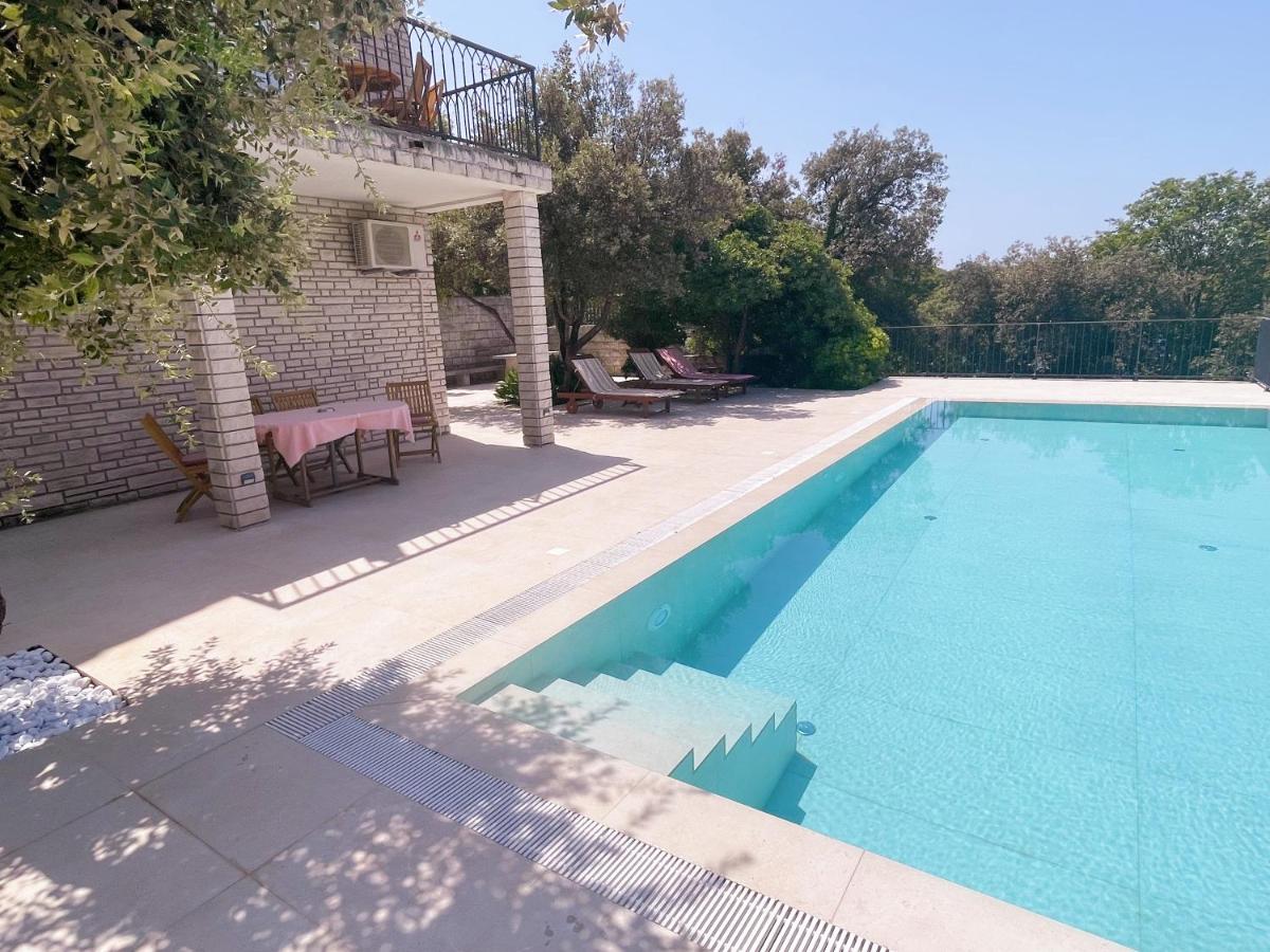 Apartments Villa Marijeta with Free Parking - Chambres d’hôtes Zaton