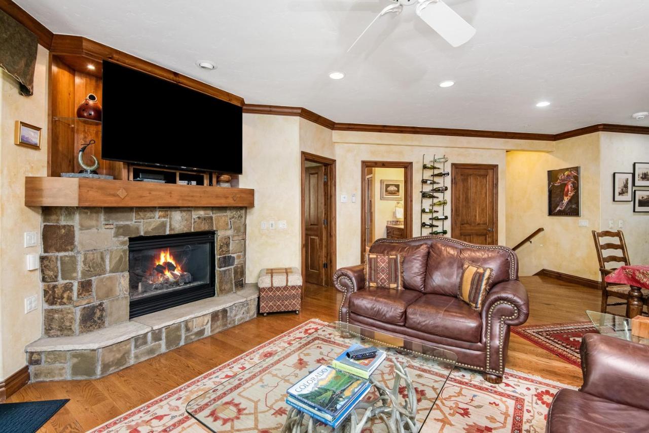 Brookside Townhome #303 - B&B Avon