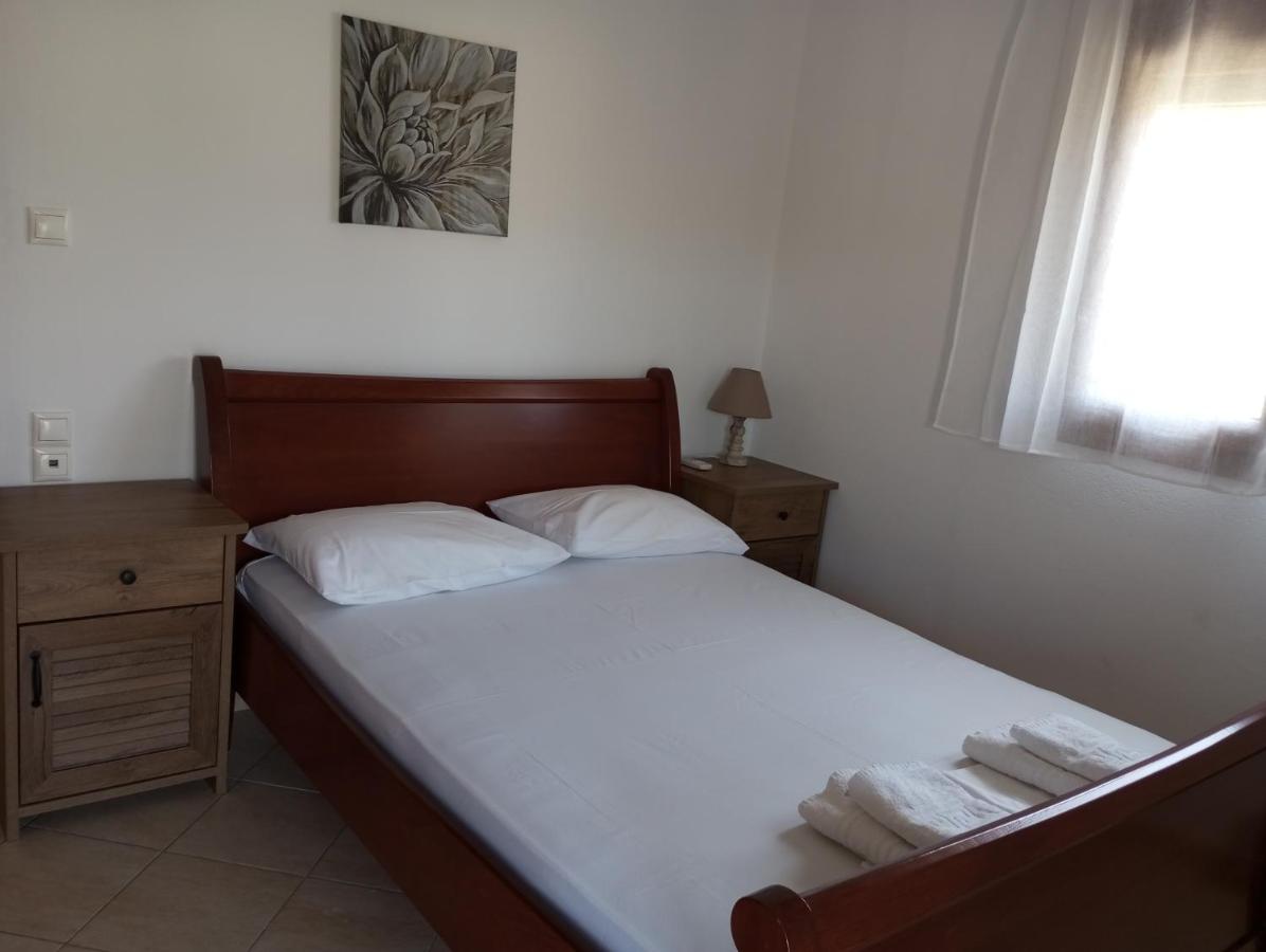 Nisos family apartments - B&B Geni