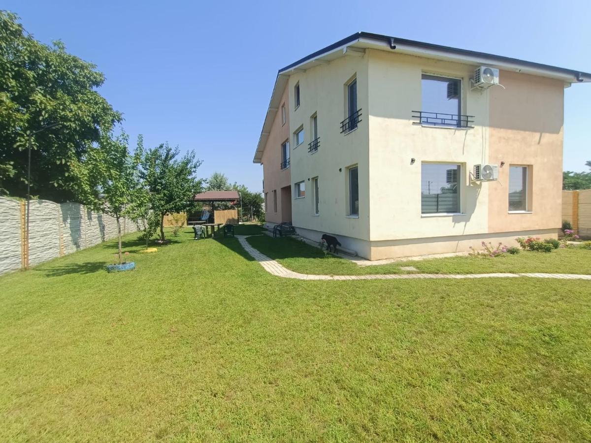 Camera de la Bunici - o poarta catre oriunde - B&B Secuiu