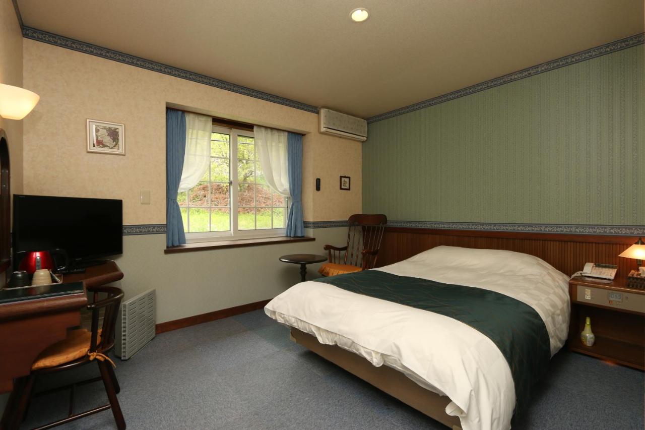 Double Room - Non-Smoking
