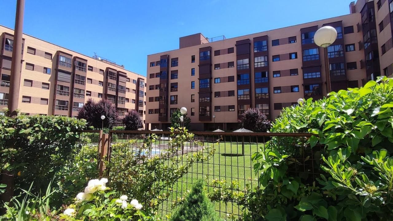 MAD SUITE Aeropuerto IFEMA - Bed and Breakfast