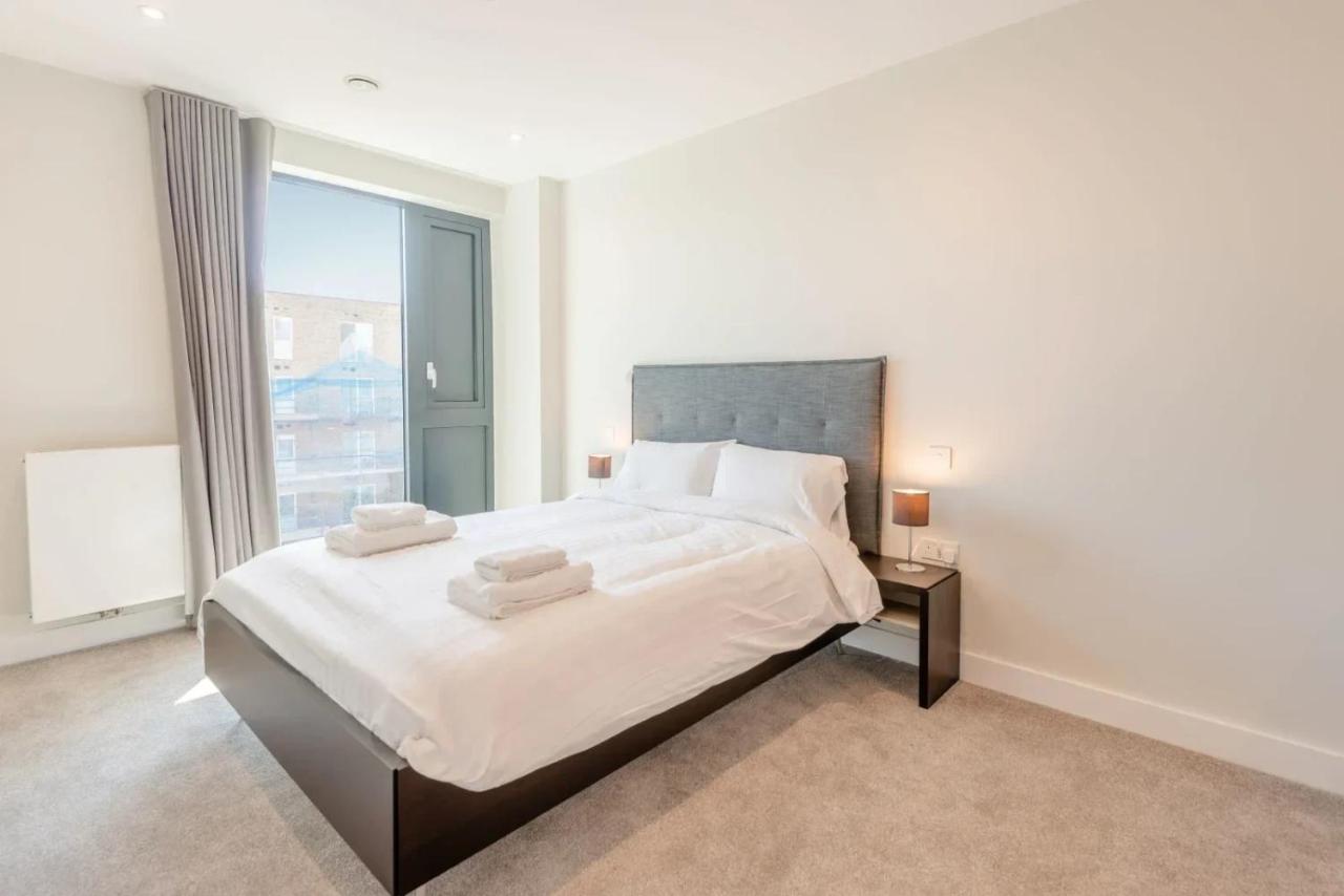 B&B Brentford - Modern Apartments in Brentford 2 minutes walk from Kew Bridge - Bed and Breakfast Brentford