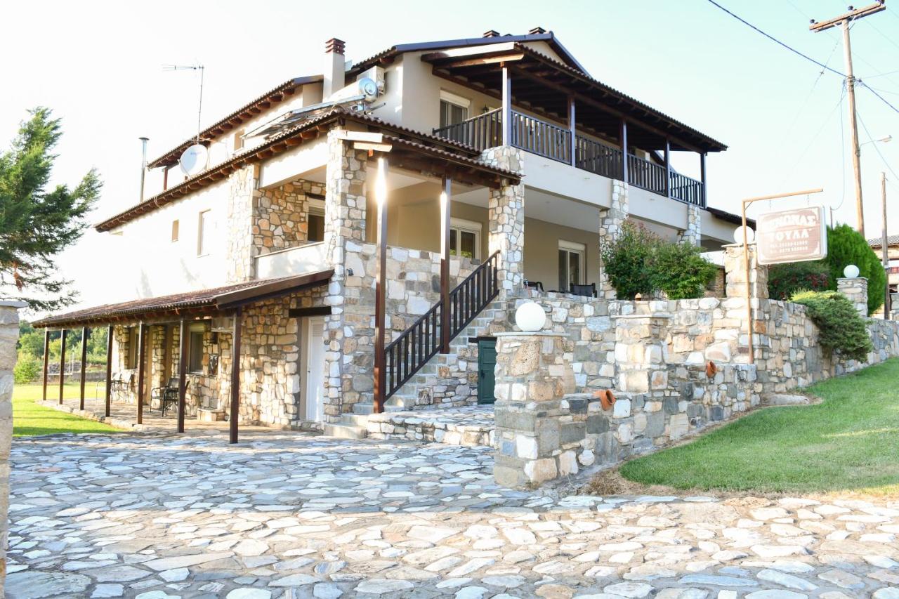 Toula Rooms - Bed and Breakfast Agkistro