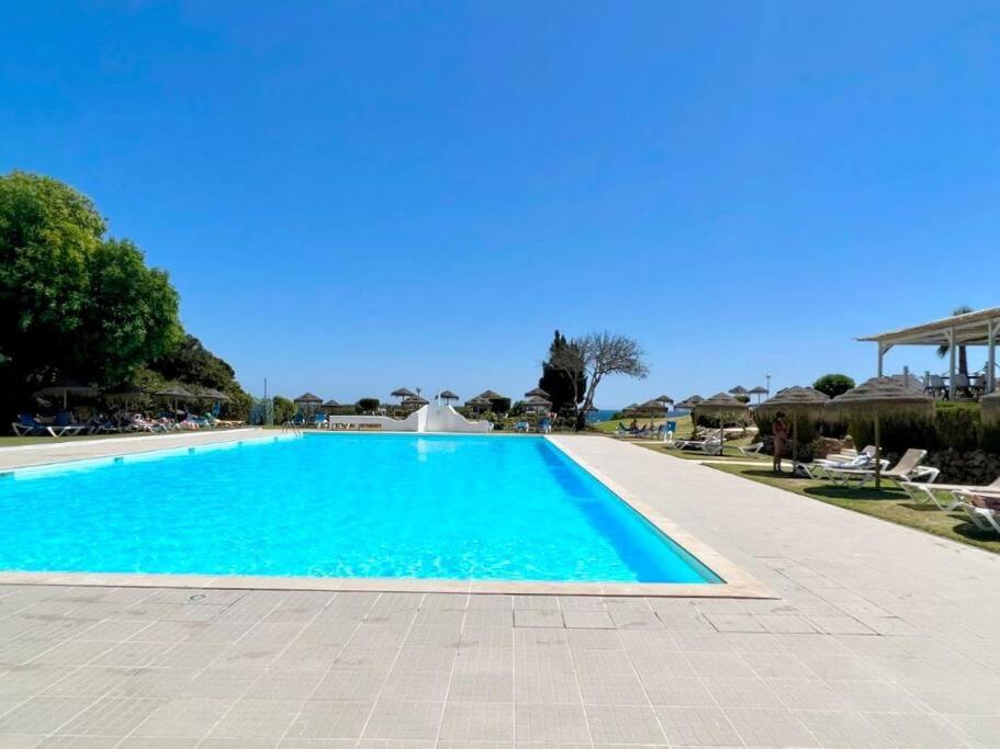 Beach Apartment Gabriela with Pool - Ferienwohnung Porches