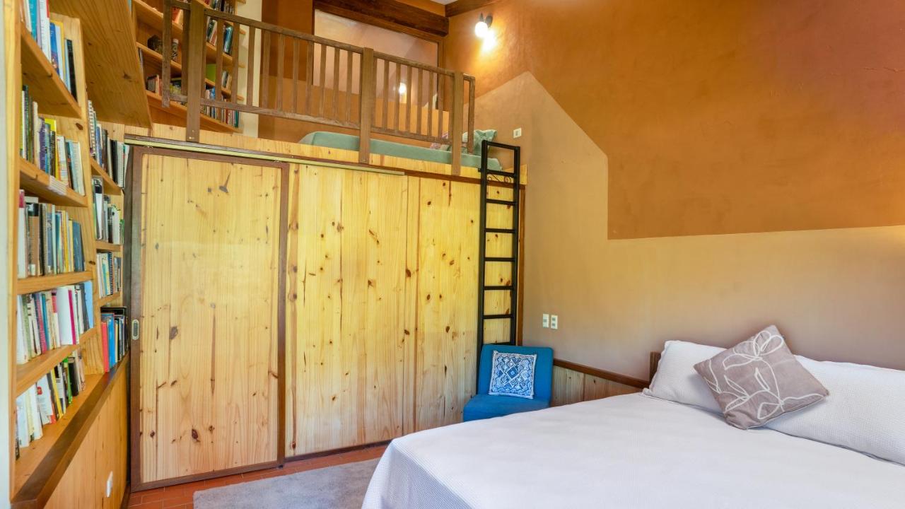 Basic Driepersoonskamer met Gedeelde Badkamer