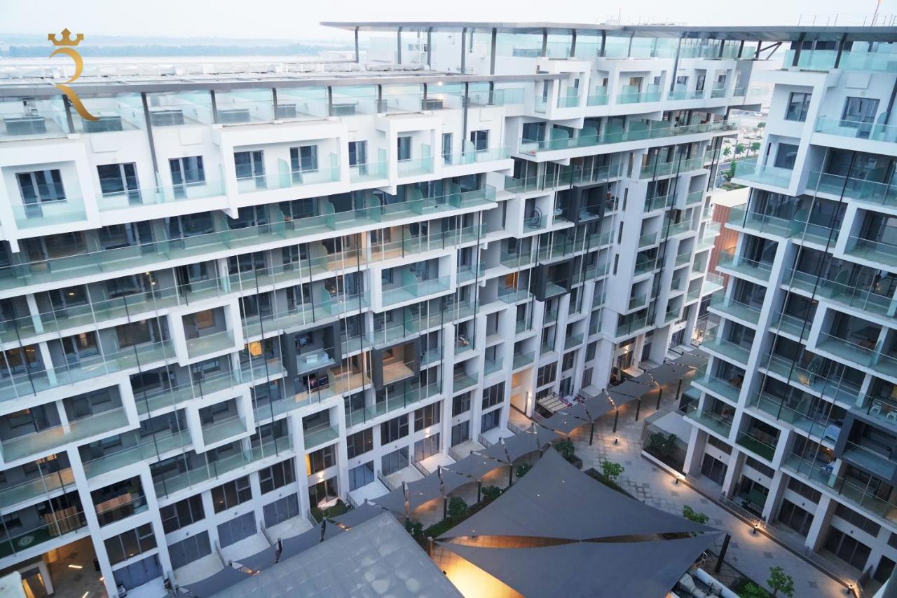Jade Serenity 2BR Urban Hideaway in Oasis - B&B Al Qurayyah
