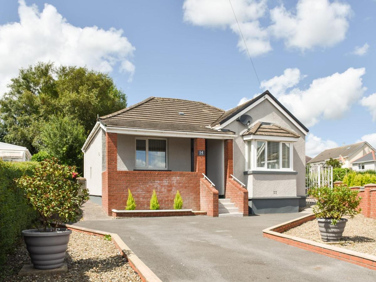 B&B Llanelli - Waun Bungalow - Bed and Breakfast Llanelli