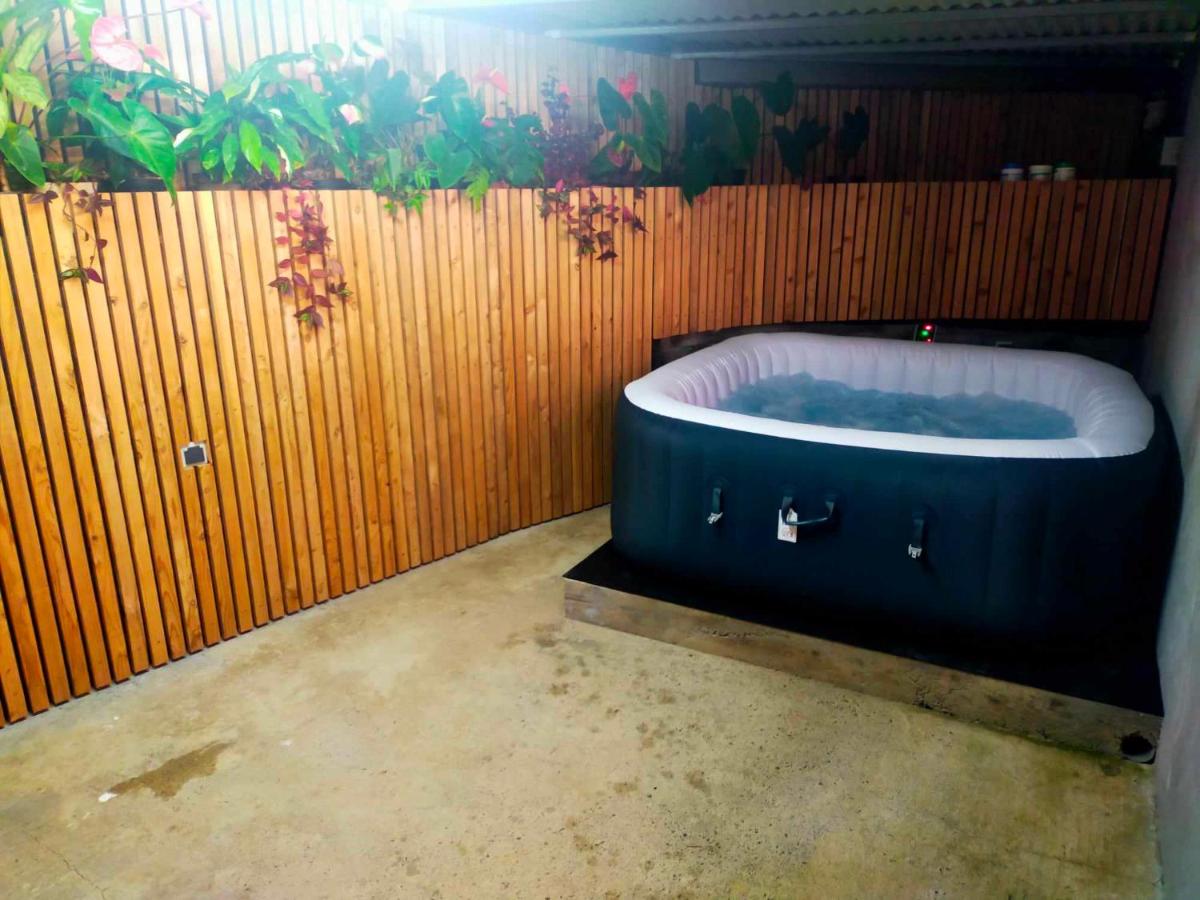 Maison de vacances Leu ti coin des ô à La Chaloupe Saint-Leu - B&B Saint-Leu