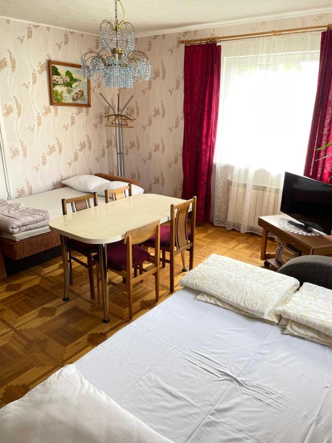 Camera Tripla Comfort