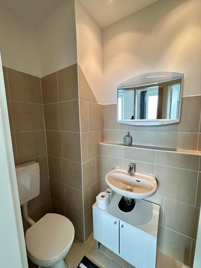 Small Single Room