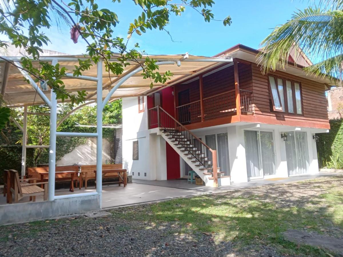 Banda Aceh Batoh Homestay - private - fits up to 8 persons - B&B Banda Aceh