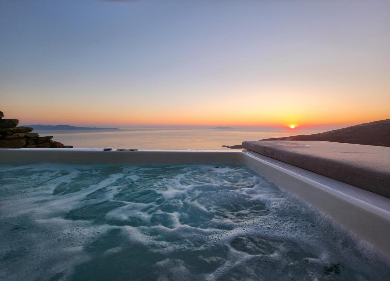 Sunflower Tinos House - B&B Ystérnia