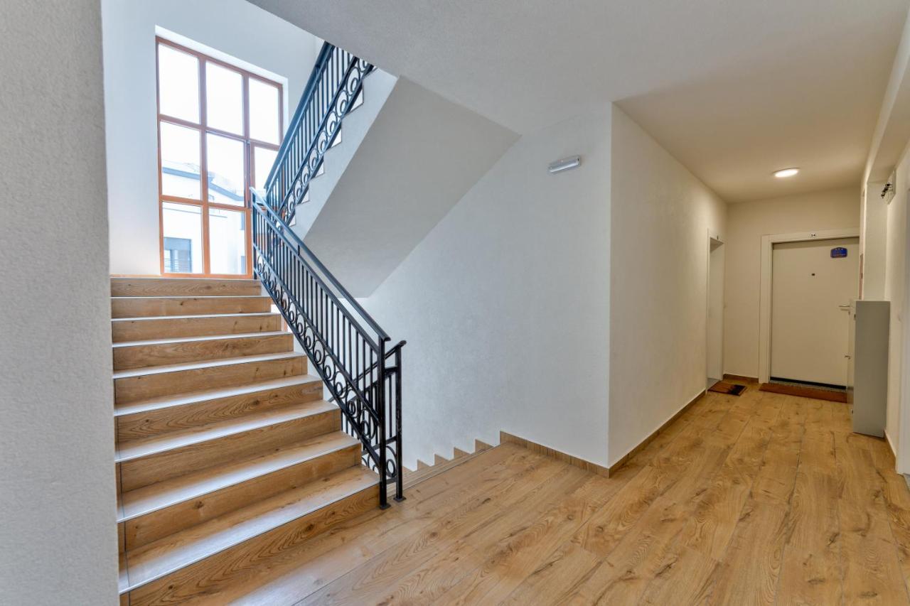 Contigo Apartman Vrnjacka Banja - Vrnjacka promenada - B&B