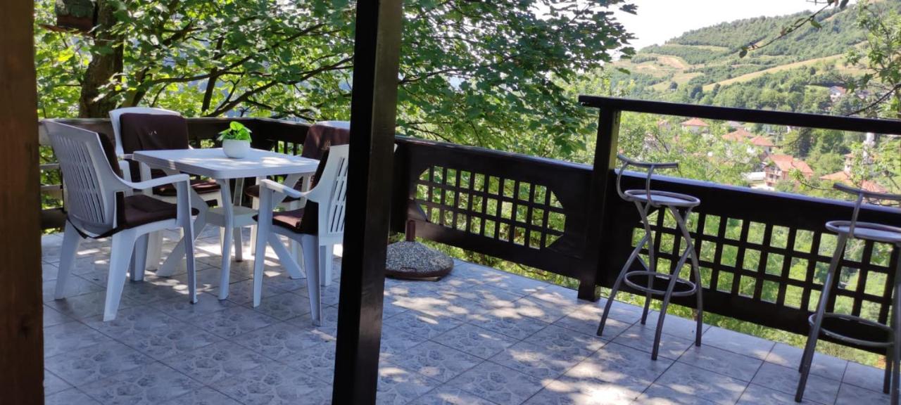 Farah House - Bed and Breakfast