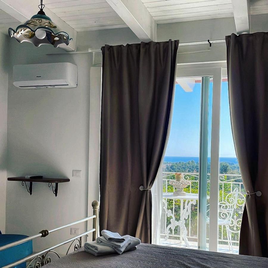 Chambre Lit King-Size - Vue sur Mer