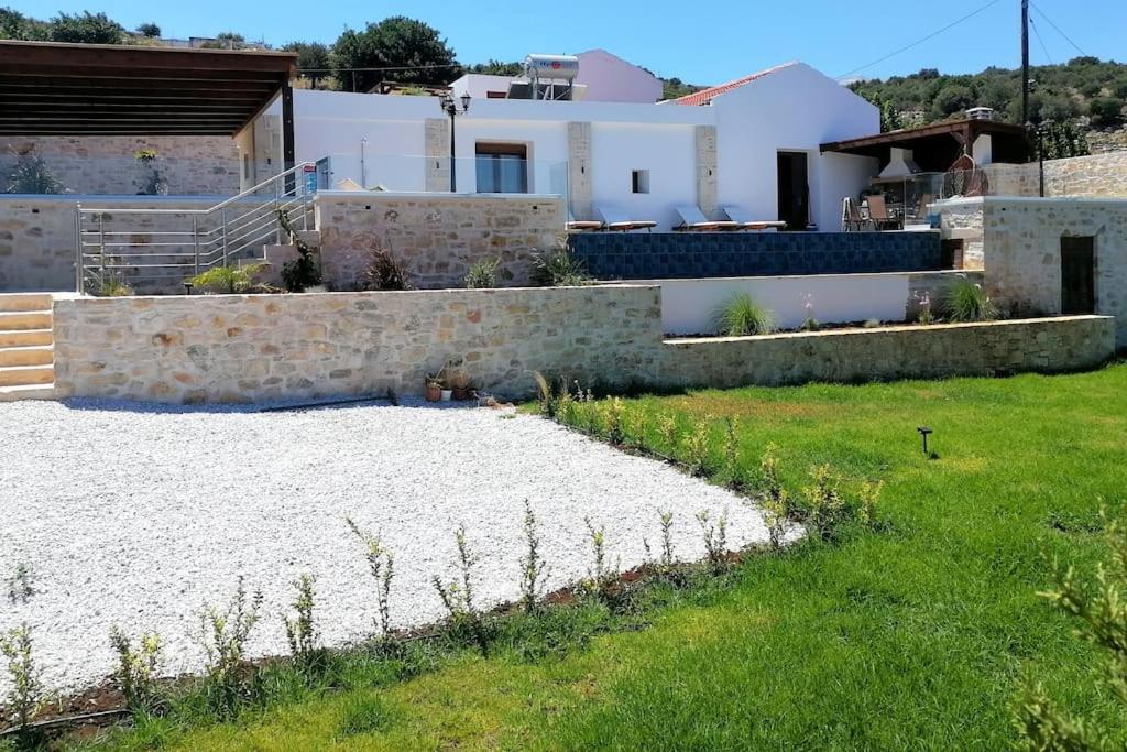 VILLA HALEPOURI - B&B
