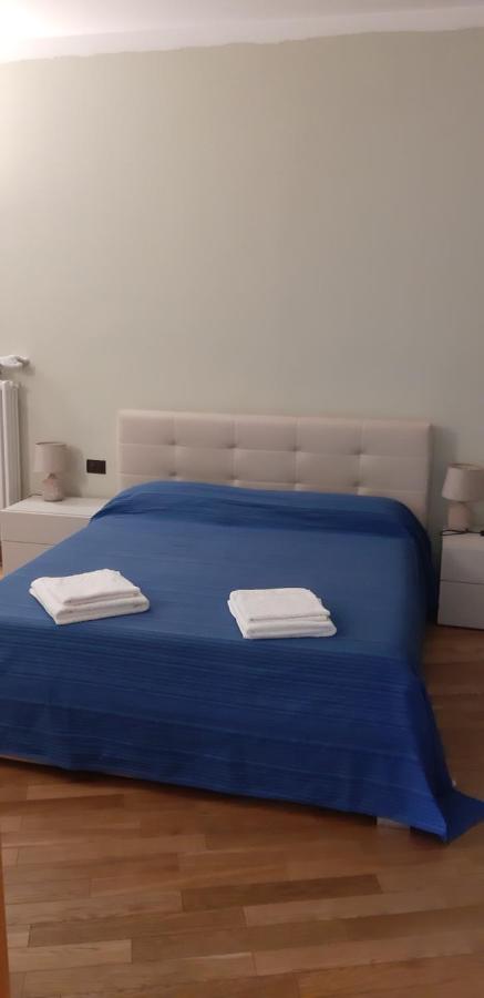 B&B Genua - Appartamento grazioso, molto tranquillo! - Bed and Breakfast Genua