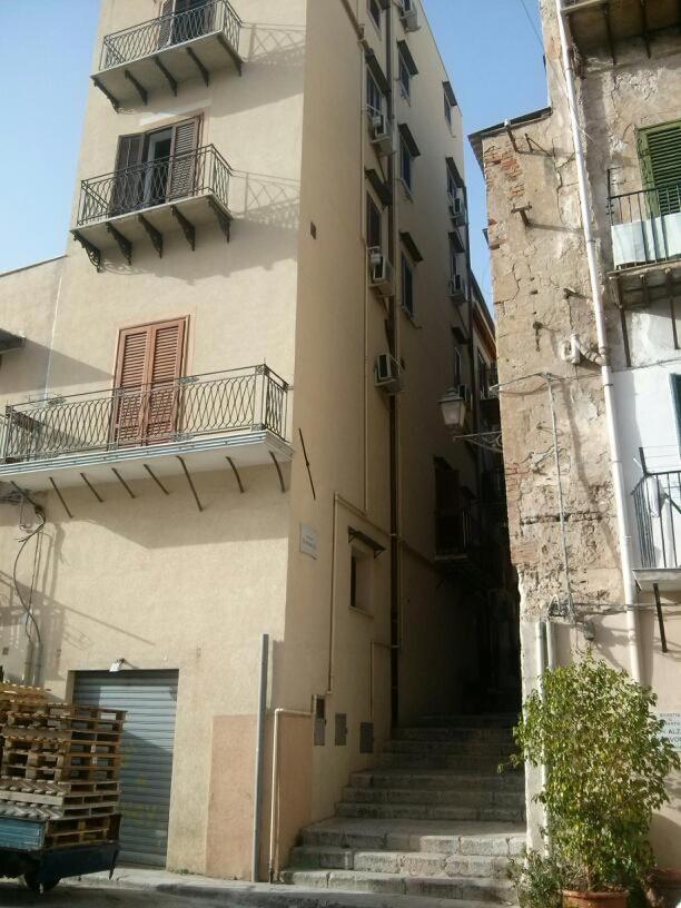 A terrace in the heart of Palermo - B&B Palermo