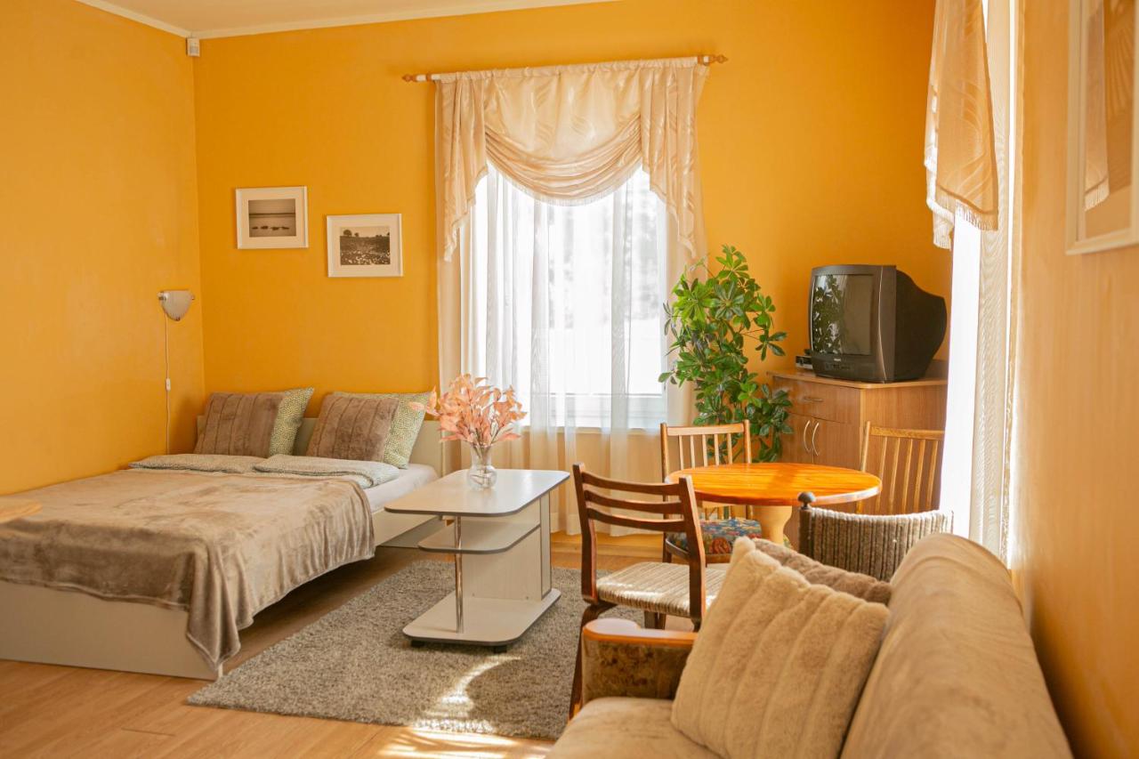 B&B Tallinn - Center of city apartments, bus station 1min, airport 5 min - Bed and Breakfast Tallinn