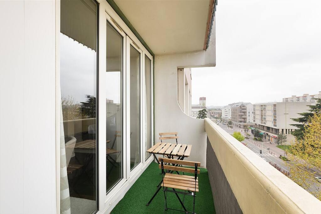 Magnifique appartement entre Disneyland et Paris 3 Chambres - B&B