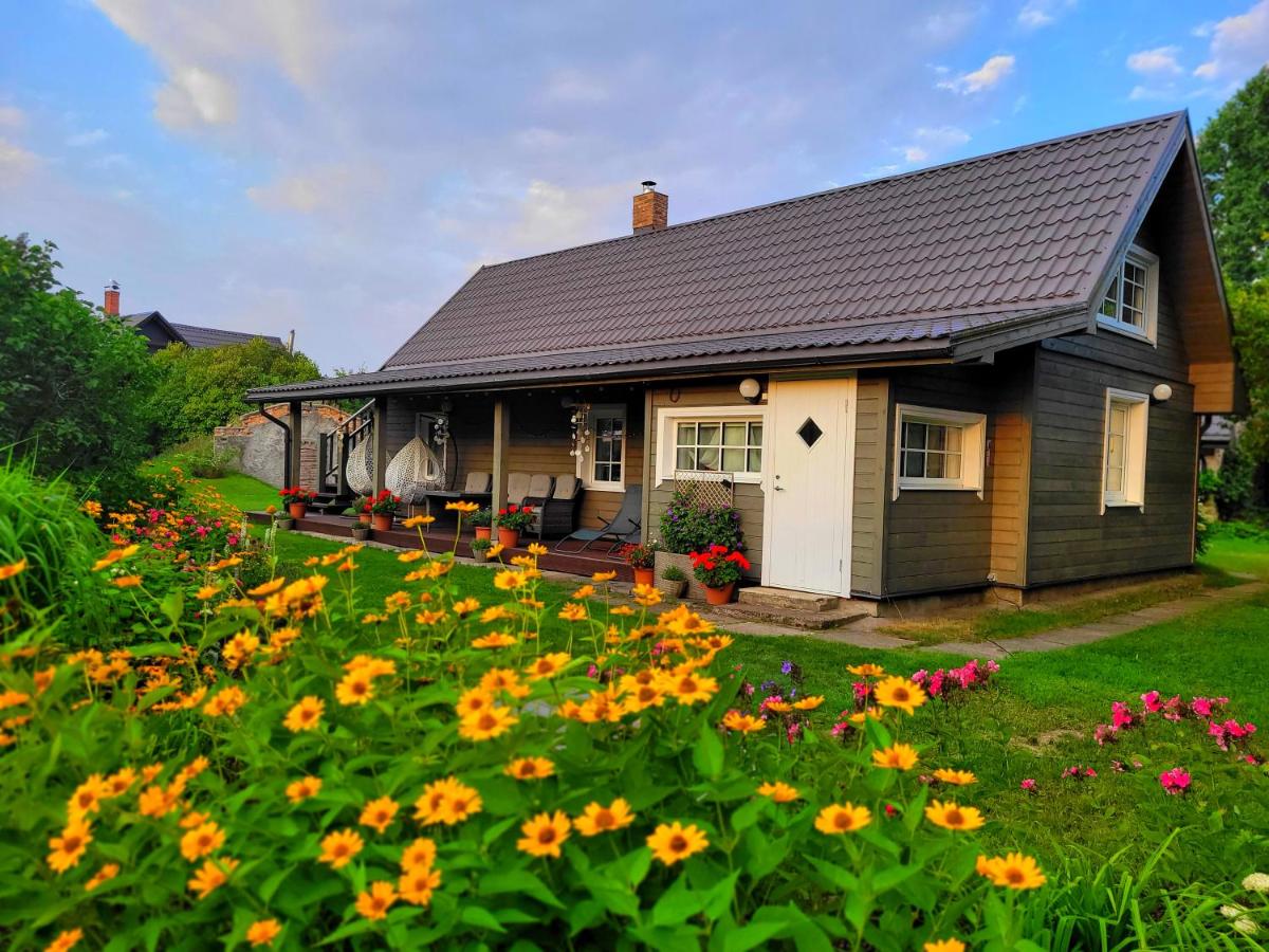 B&B Lapmežciems - NAMIŅŠ PIE JŪRAS - Bed and Breakfast Lapmežciems