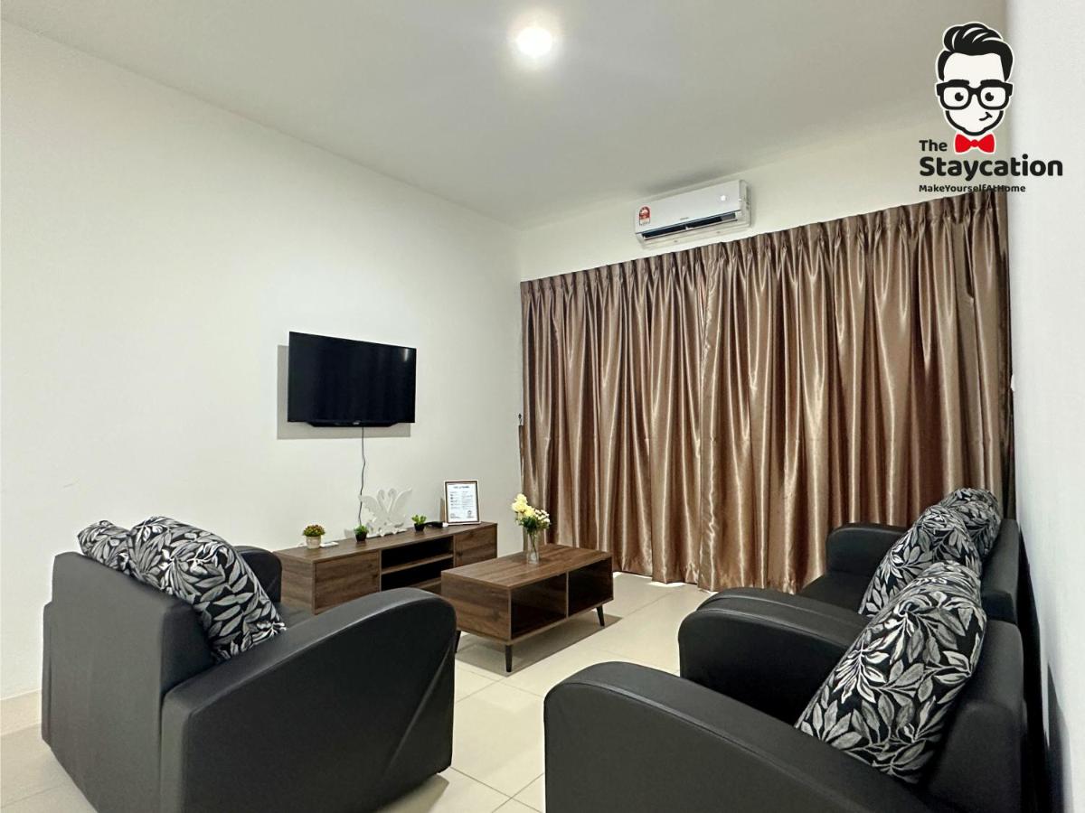 B&B Kuching - Staycation Homestay 14 P Residence kuching condo - Bed and Breakfast Kuching